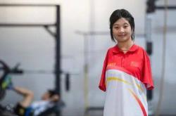 手机外围下载 -无臂(bì)女孩刘三華(huá)：用脚撑起“鉄(tiě)人”人生