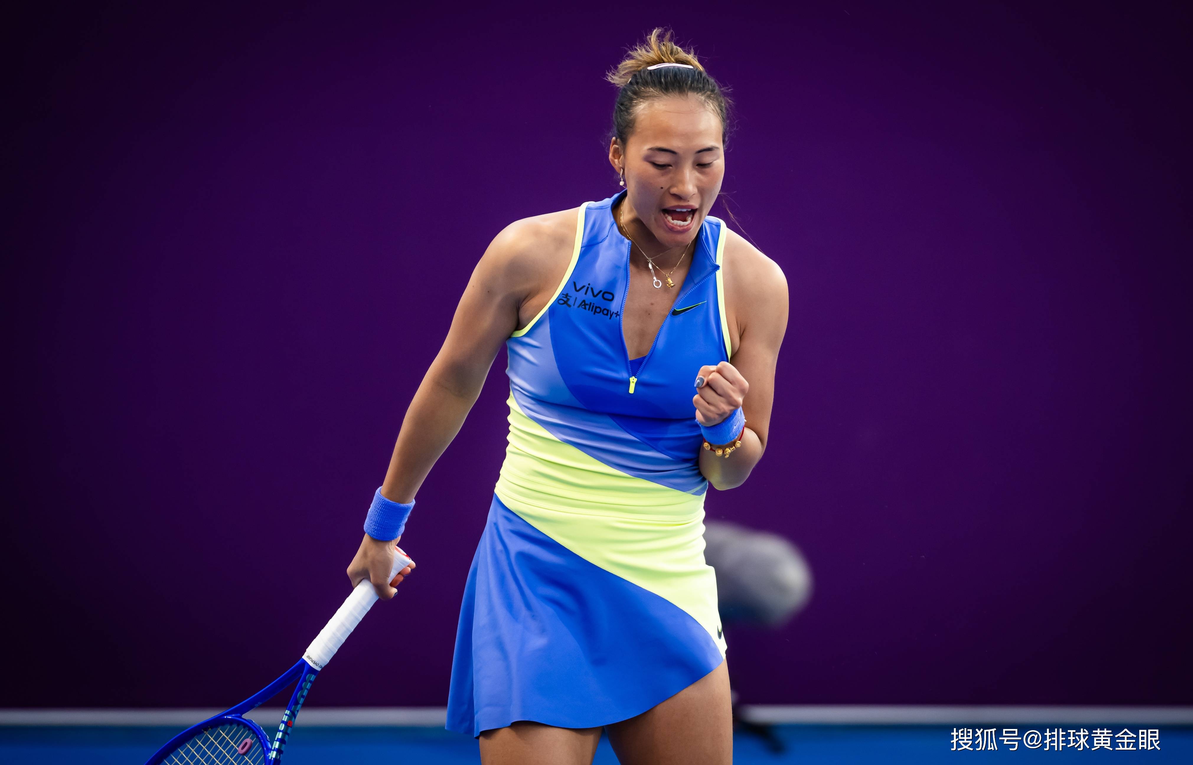 Ace球女王回归！郑钦文吐槽香蕉里有蚂蚁，手肘伤势好转冲击前20